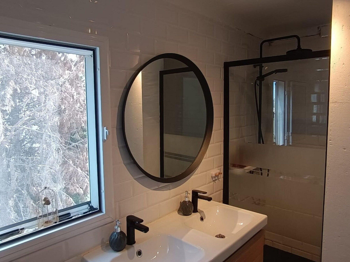 Bathroom 4, Belvilla by OYO Casa El Pinar, Málaga