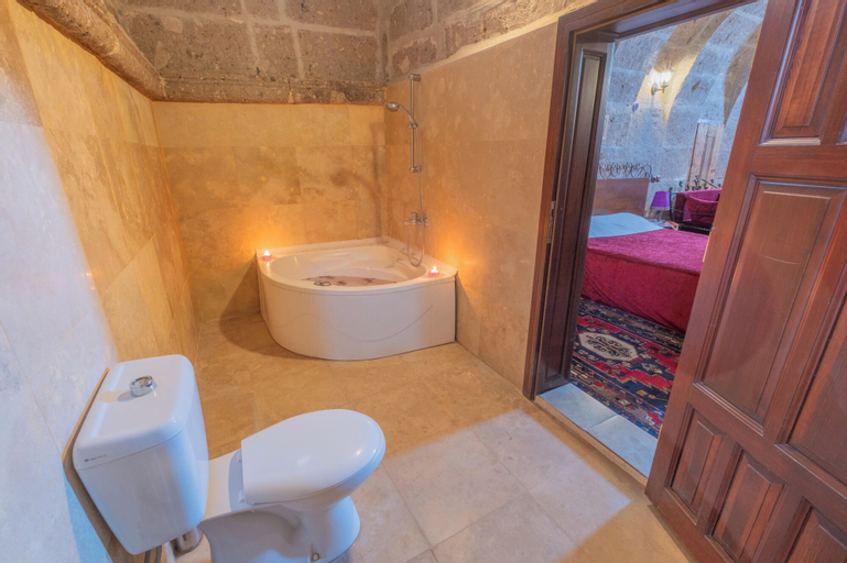 Bathroom 27