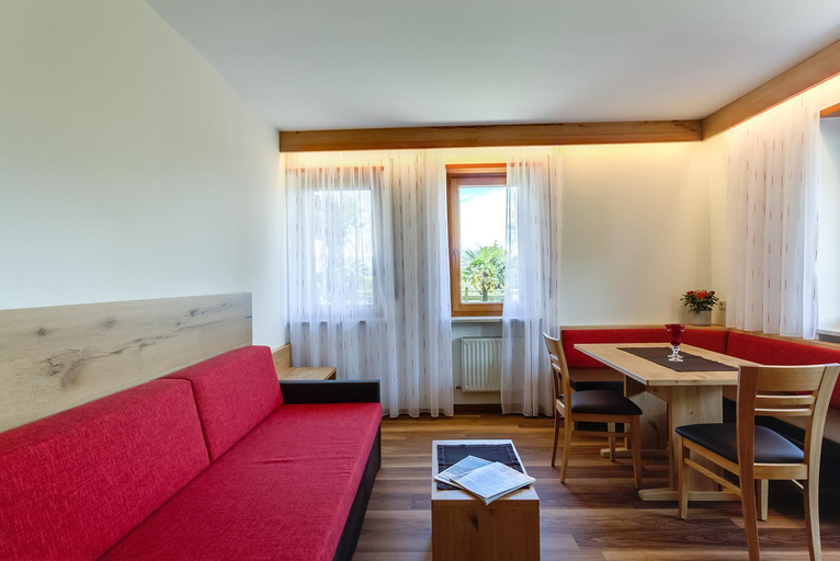 Others 4, Residence Krone, Bolzano