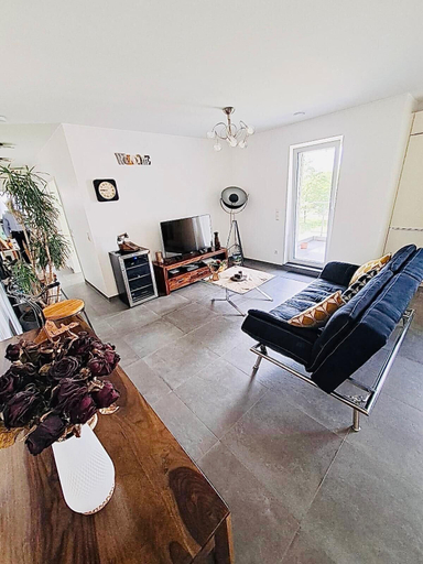 Others 5, Spacious 3 Bedrooms with Garden View, Capellen