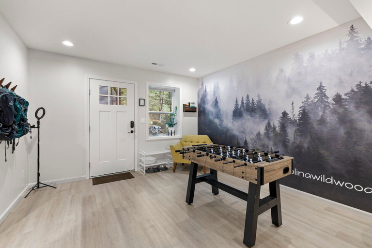 Room 3, Carolina Wildwood in Fletcher, Henderson