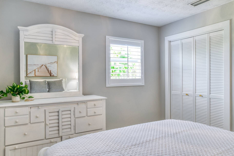 Bedroom 3, Buddha's Surf Shack, Saint Johns