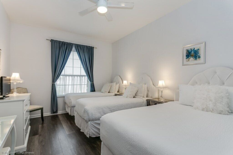 Bedroom 3, Beautiful Modern Vista Cay Condo, Near Parks-2011, Orange