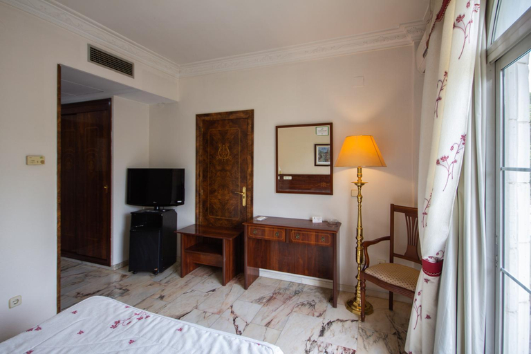 Bedroom, Hotel Hidalgo, Jaén