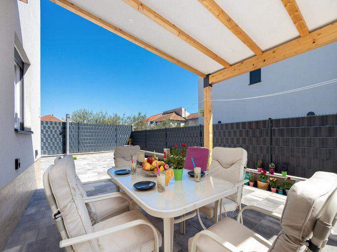 Others 5, Apartment Krempy, Trogir