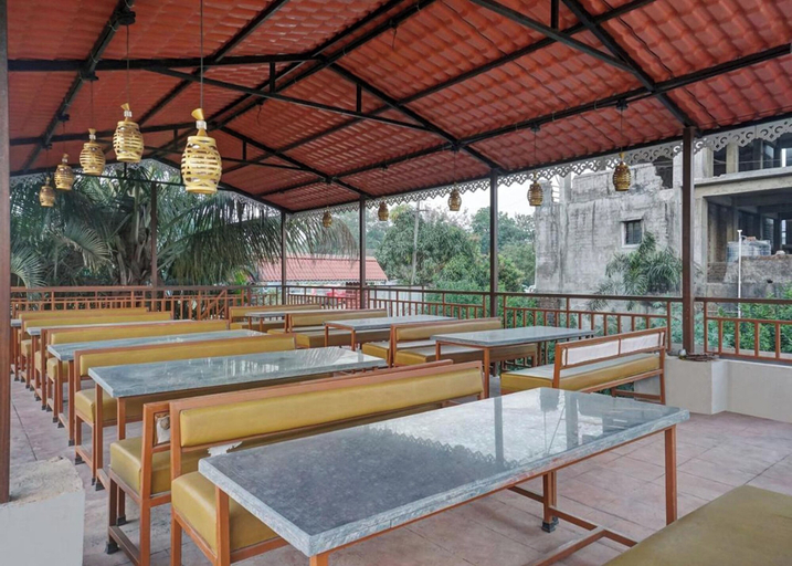 Food & Drinks 5, Yashraj Resorts, Pune