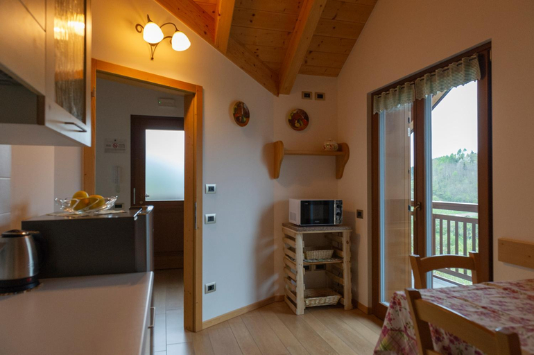 Others 4, Agritur Maso Rauter, Trento