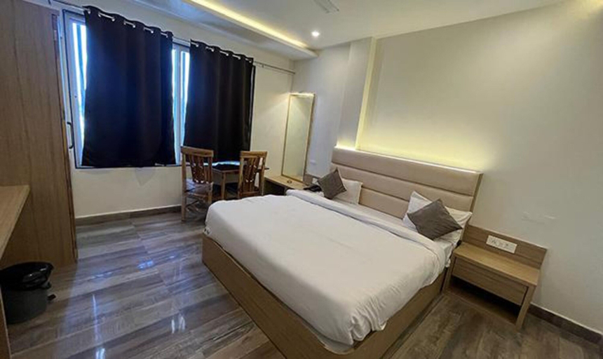 Bedroom 1, FabHotel Prakash, Ujjain