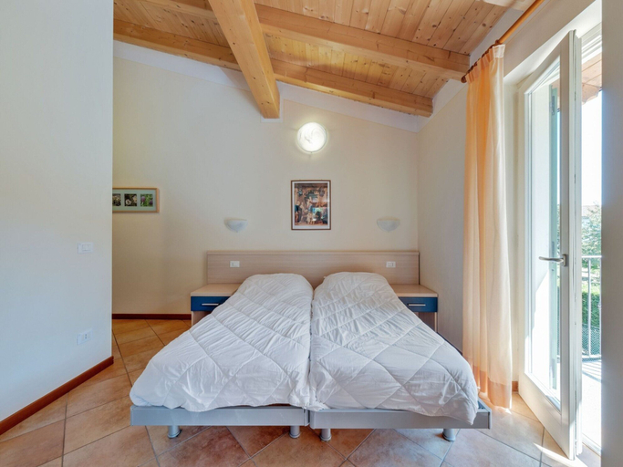 Bedroom 2, Apartment on Lake Idro With Pool, Brescia