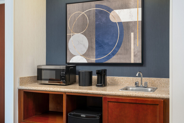 Dining Room 8
