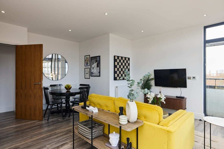 Others 4, The Harlesden Classic - Lovely 2BDR Flat with Balcony, London