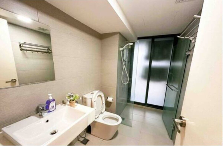 Bathroom 6