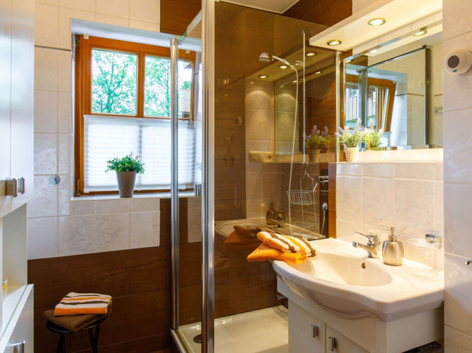 Bathroom, Holiday Apartment Alpenstern, Traunstein