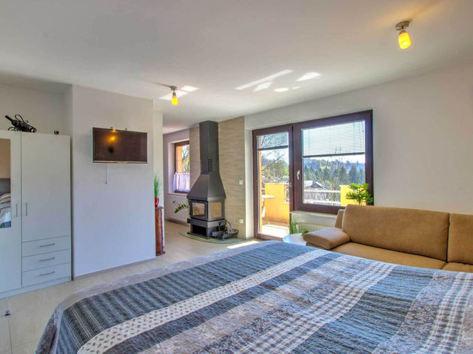 Bedroom 2, Lovely Apartment in Bled With Fireplace, Bled