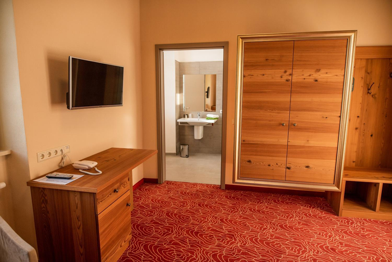 Others 4, Hotel Freyhof, Mittelsachsen
