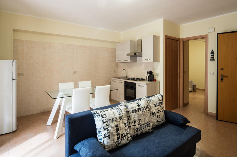 Facilities 5, MIlly House, Messina