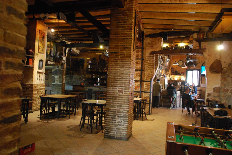 Others 4, Fonda Del Tozal, Teruel