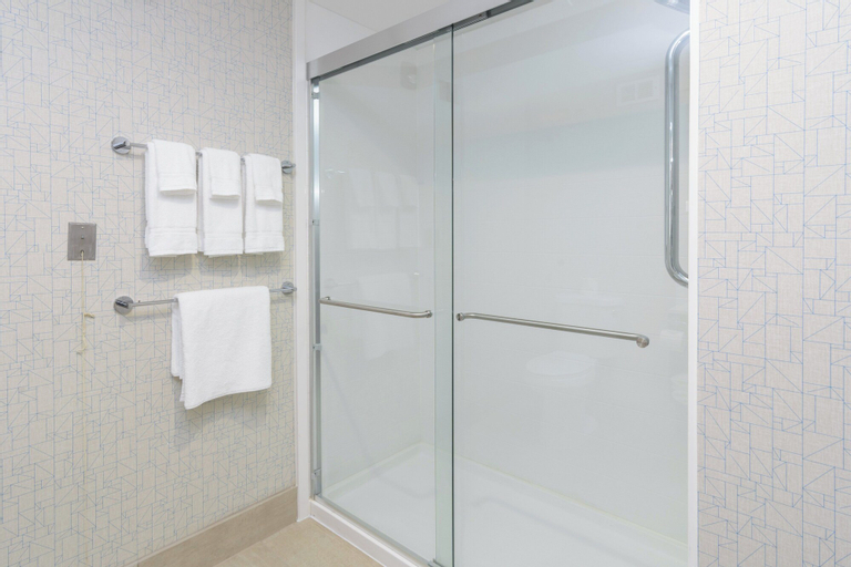 Bathroom 29