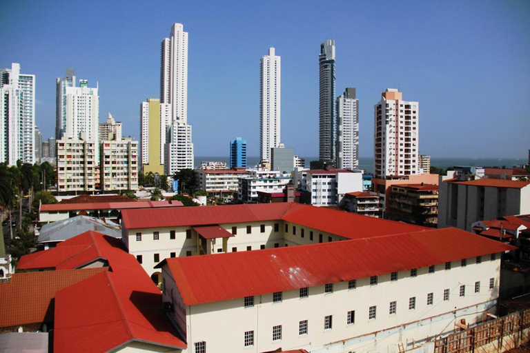 Others 4, Hotel California Panama, Panamá