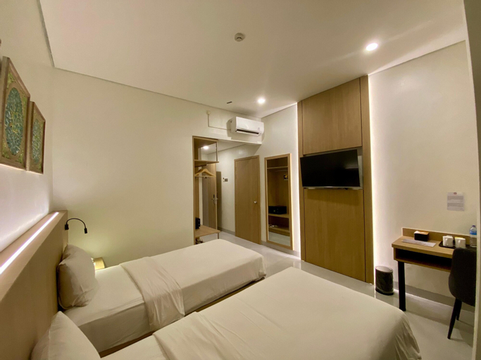 Bedroom 13