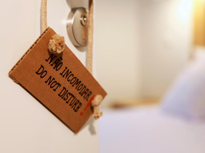 Bedroom 2, Hall Chiado, Lisbon