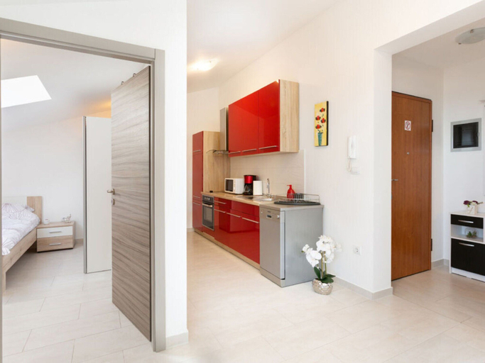 Private kitchen 5, La Riva 1 Comfortable Holiday Residence, Medulin