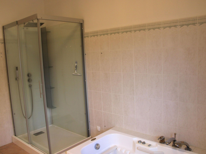 Bathroom 5, Luxe Villa With Pool in Lorgues, Var