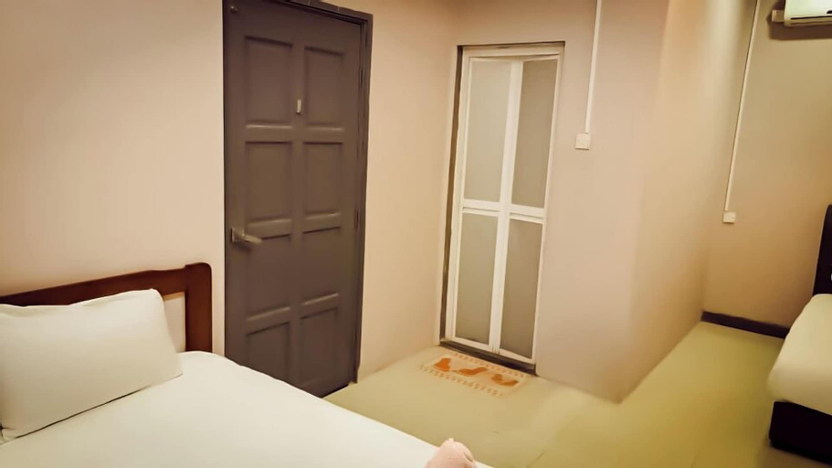Bedroom 6