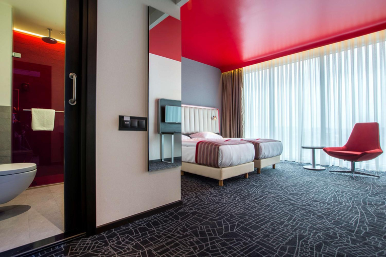 Bedroom 3, Park Inn By Radisson Istanbul Ataturk Airport, Küçükçekmece