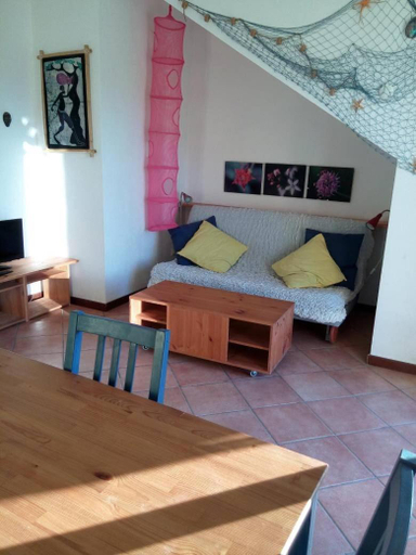 Bedroom 2, C'era Una Volta, Ascoli Piceno