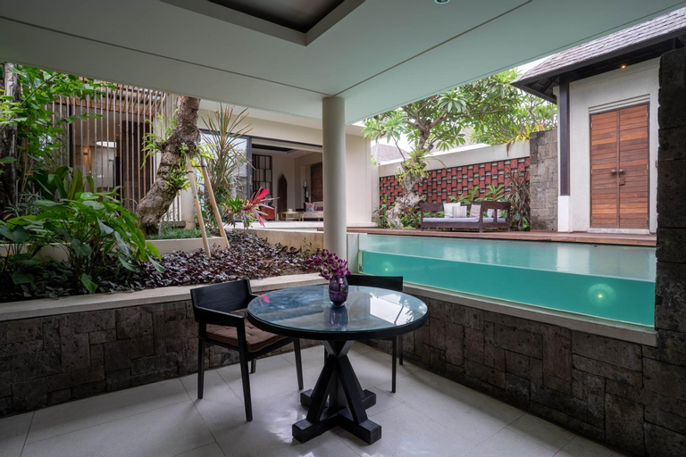 Swimming Pool 10
