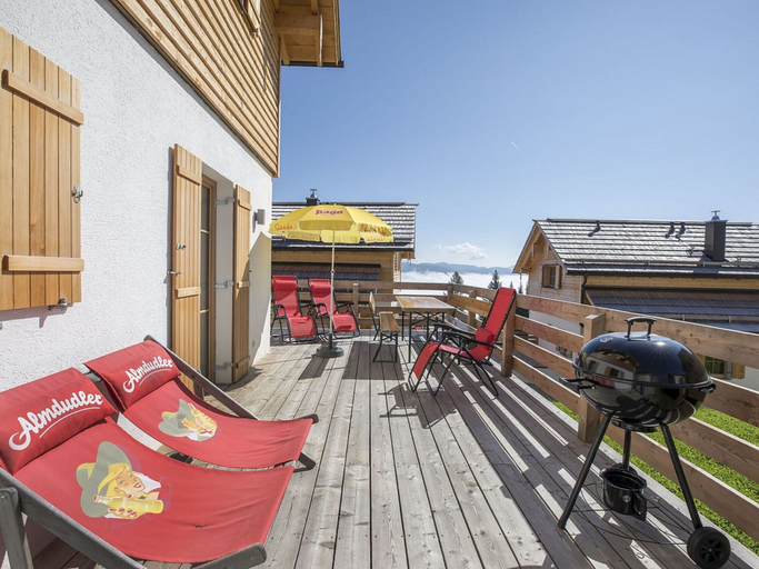 Others 5, Cozy Chalet in Weisspriach With Terrace, Tamsweg