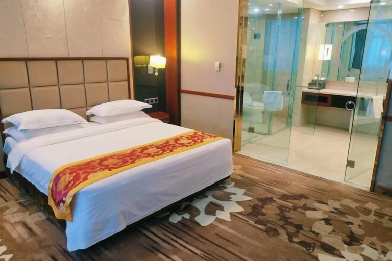 Bedroom 3, Jinxiu Huading Hotel, Tianjin