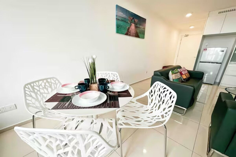 Dining Room 17