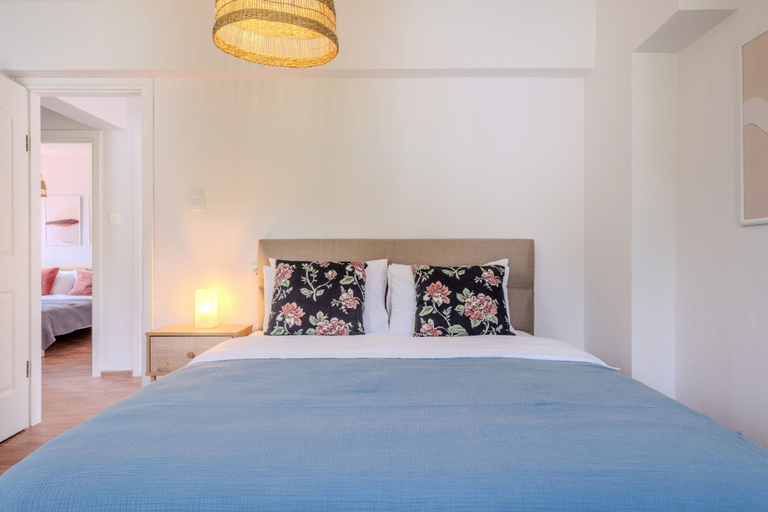 Bedroom 5, Villa w Garden 5 min to Altinkoy Beach in Urla, Urla