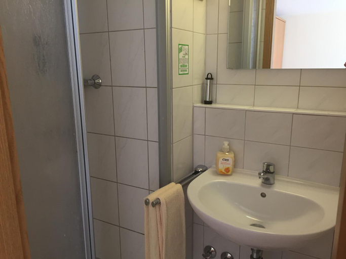Bathroom 5, Lotus Garden, Konstanz