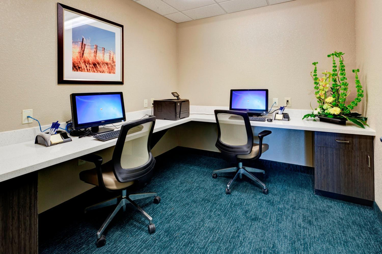 Public Area 4, Candlewood Suites MANHATTAN, Riley