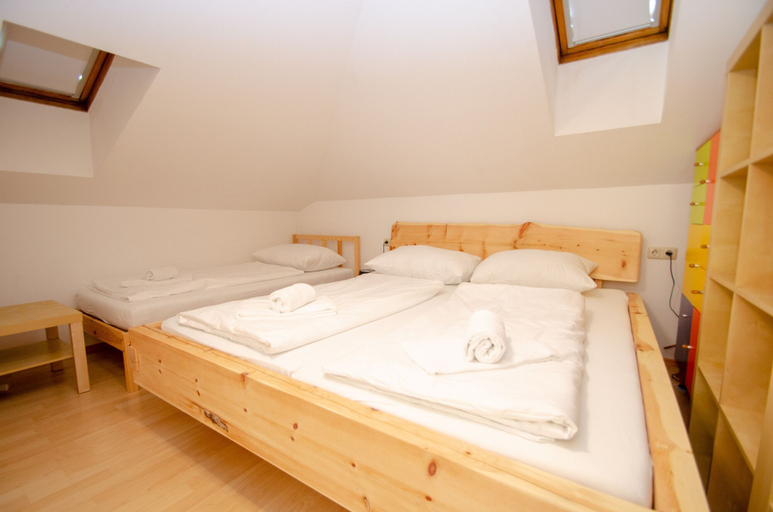 Bedroom 4, Apartment CityXpress TOP 18, Zell am See