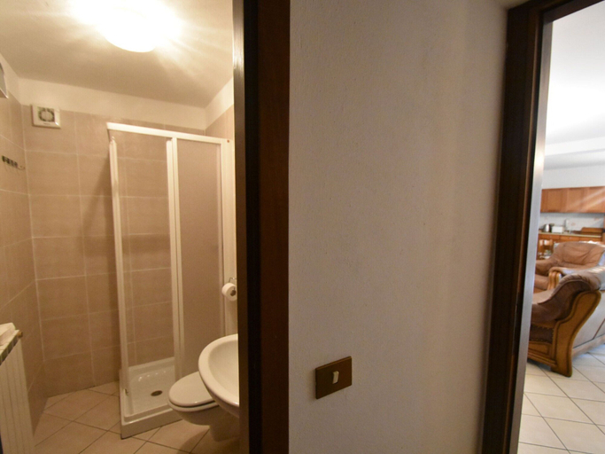 Bathroom 3, Belvilla by OYO Casa al Torchio, Verbano-Cusio-Ossola