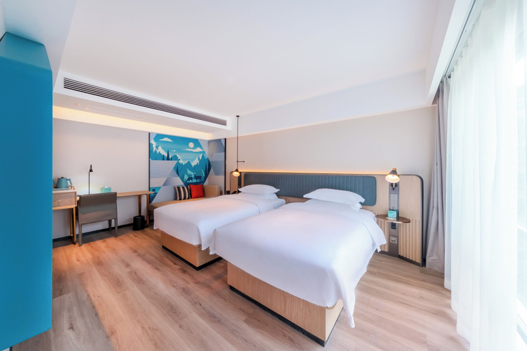 Bedroom 2, Yishang Hotel, Kunming