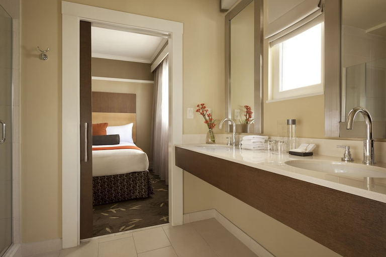 Bathroom 5, Hotel Abri - Union Square, San Francisco