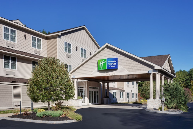 Exterior & Views 1, Holiday Inn Express & Suites HAMPTON SOUTH-SEABROOK, Rockingham