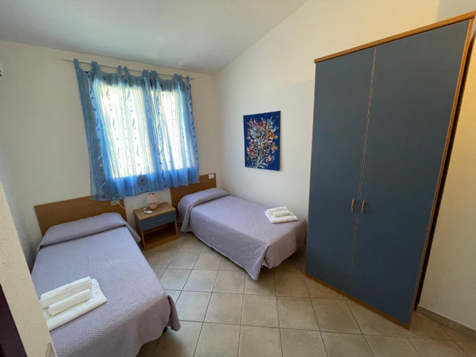 Bedroom 3, Residence Il Borgo di Porto Corallo, Cagliari