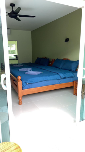 Bedroom 16