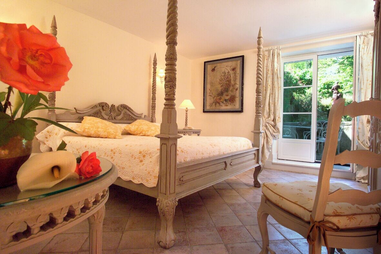 Bedroom 2, Château de Cavanac, Aude