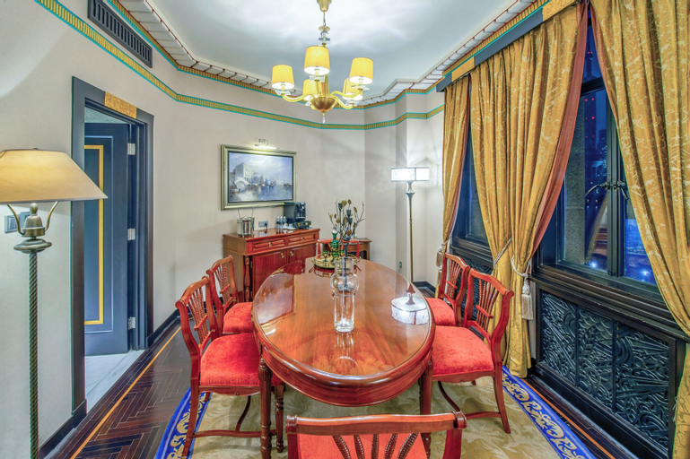 Dining Room 8