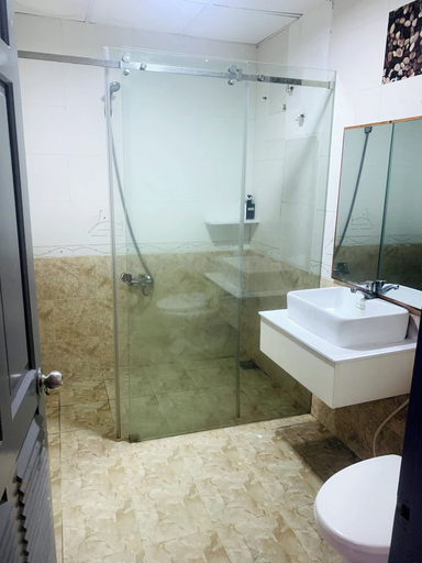 Bathroom 4, Sunny Apartment Ho Chi Minh, Bình Chánh