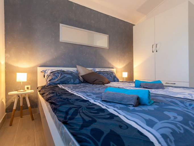Bedroom 2, Apartment in Omisalj With Rooftop Terrace, Omišalj