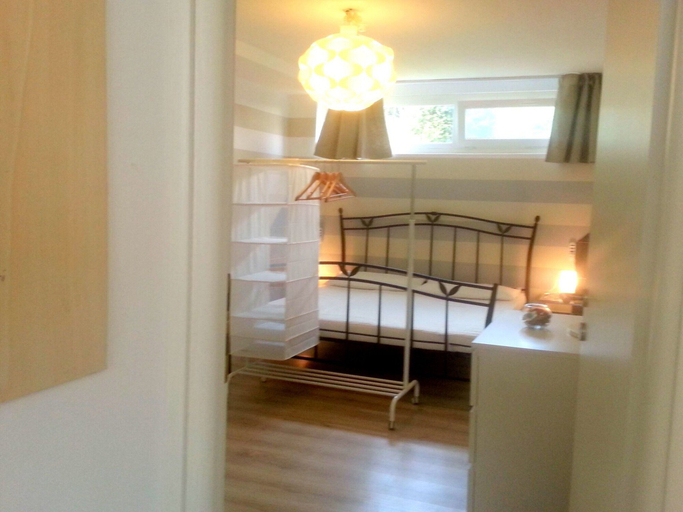 Room 5, Belvilla by OYO Michael's House, Novara