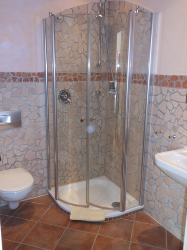 Bathroom 2, Hotel Pfeffermuhle, Paderborn